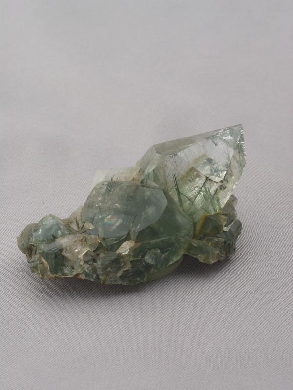 Quartz with Bisolite inclusions 