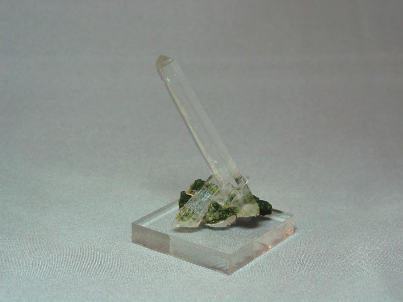 Quartz on Garnet