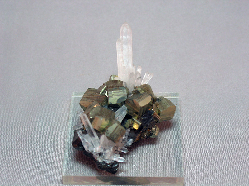 Quartz on Pyrite
